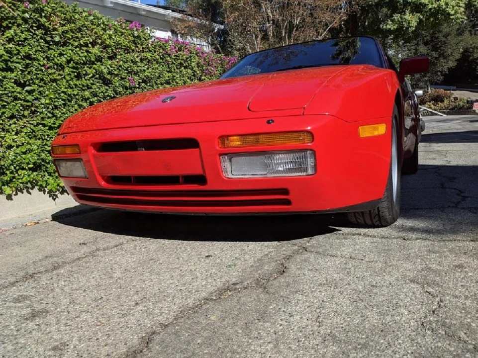 1986 Porsche 944 Turbo - Image 17 of 31