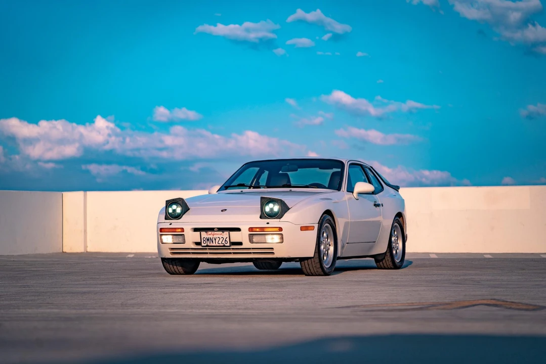 1986 Porsche 944 Turbo - Image 12 of 31