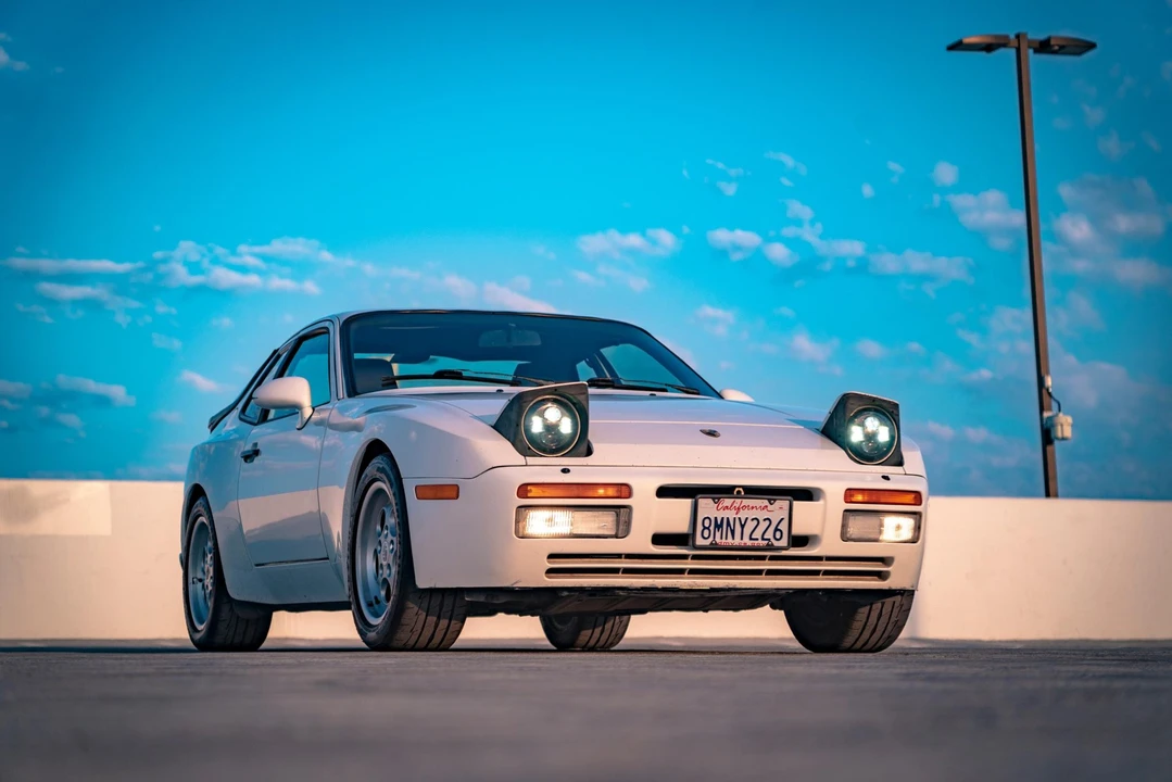 1986 Porsche 944 Turbo - Image 14 of 31