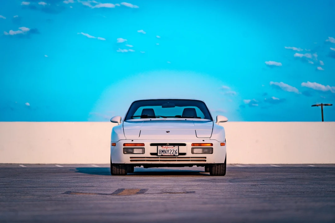 1986 Porsche 944 Turbo - Image 6 of 31