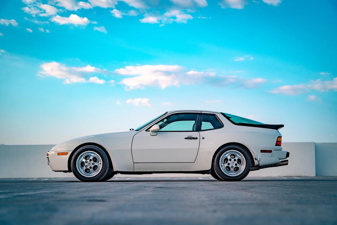 1986 Porsche 944 Turbo - Image 27 of 31