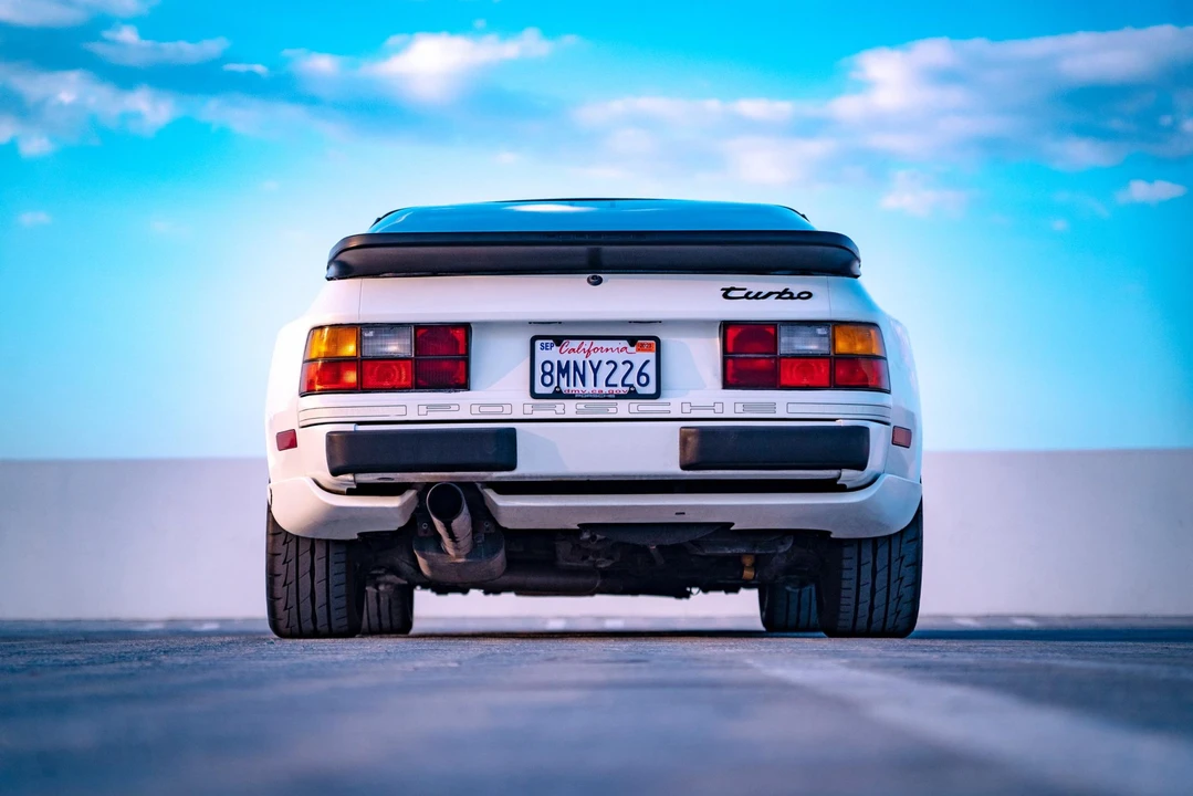1986 Porsche 944 Turbo - Image 21 of 31