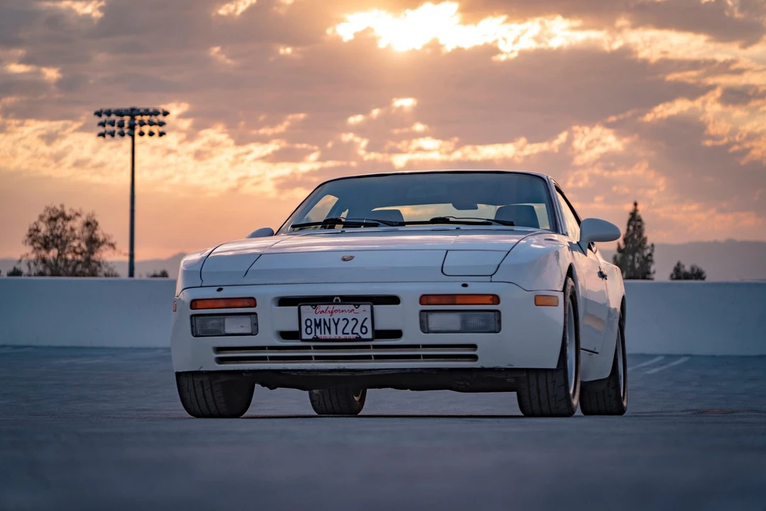 1986 Porsche 944 Turbo - Image 5 of 31
