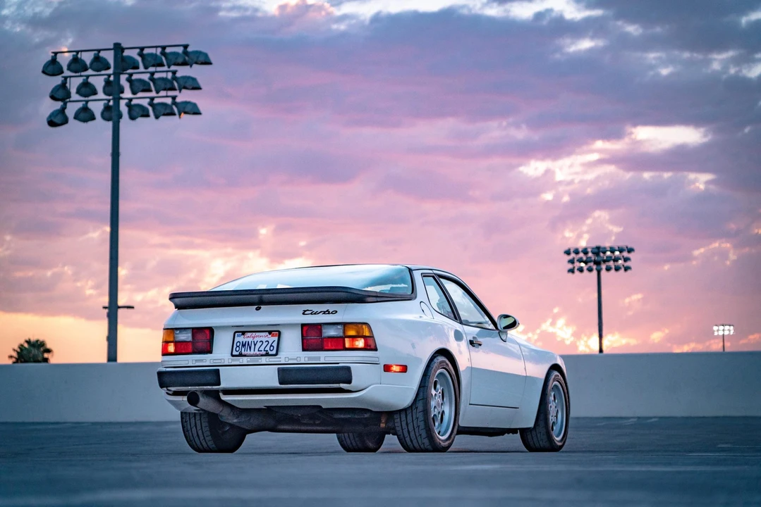 1986 Porsche 944 Turbo - Image 19 of 31