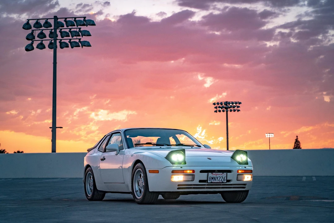 1986 Porsche 944 Turbo - Image 15 of 31