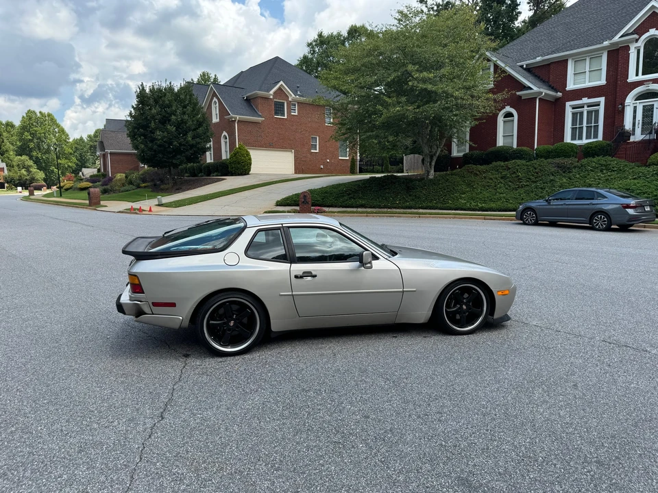 1986 Porsche 944 Turbo - Image 7 of 31