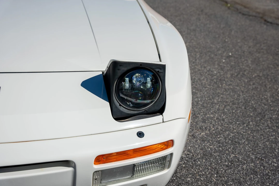 1986 Porsche 944 Turbo - Image 13 of 31