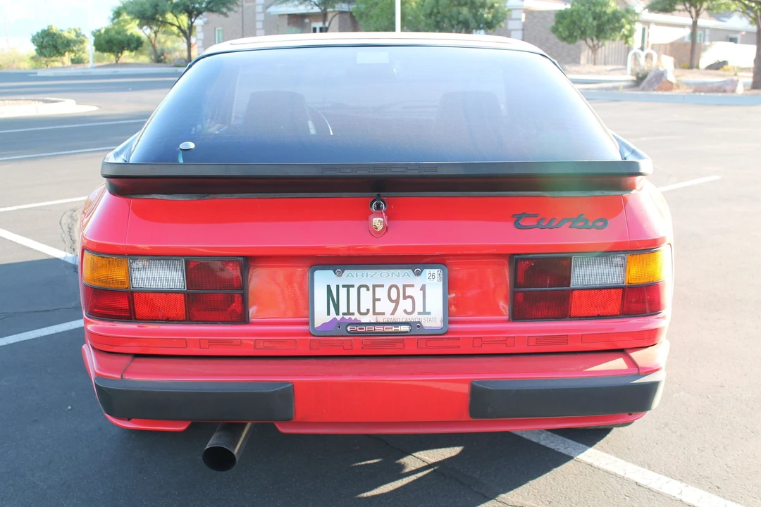 1986 Porsche 944 Turbo - Image 24 of 31