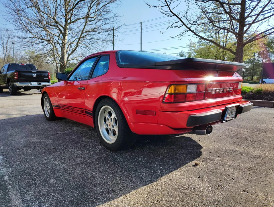 1986 Porsche 944 Turbo - Image 9 of 31