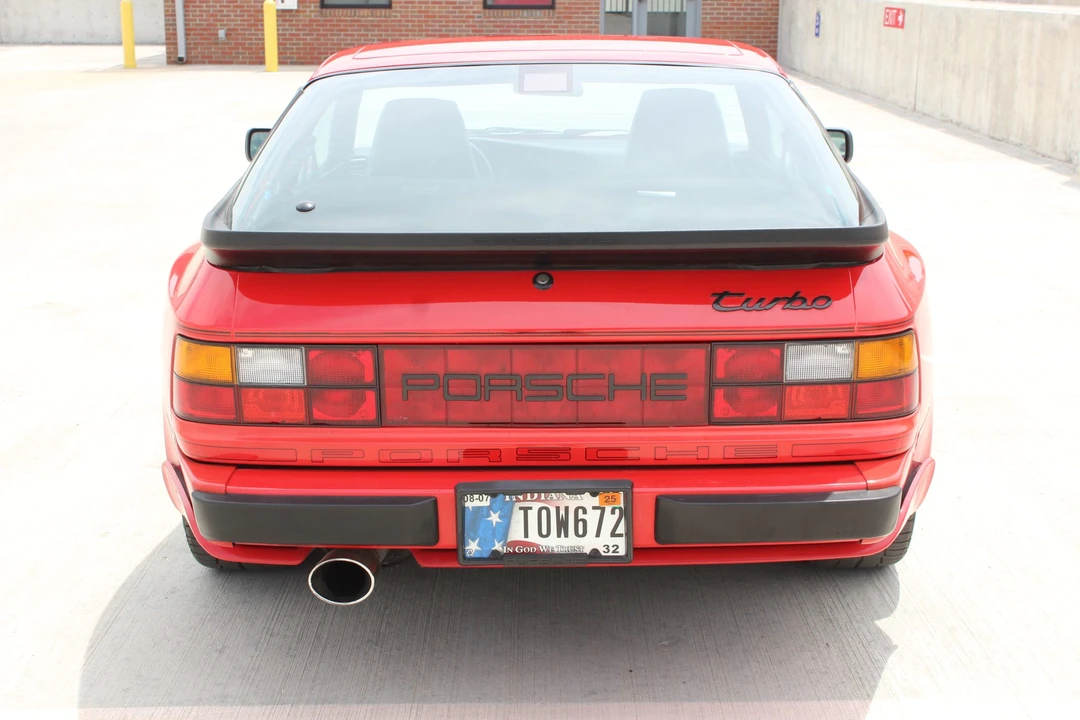 1986 Porsche 944 Turbo - Image 5 of 31