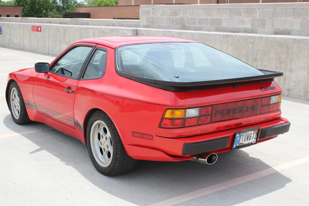 1986 Porsche 944 Turbo - Image 4 of 31