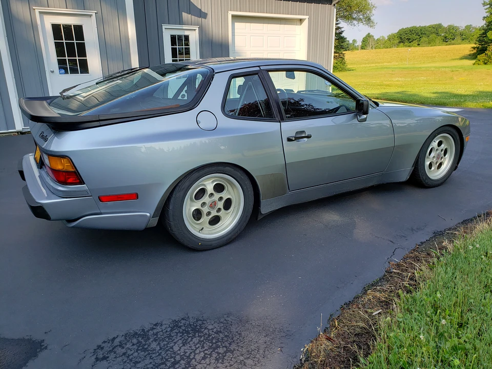 1986 Porsche 944 Turbo - Image 13 of 31