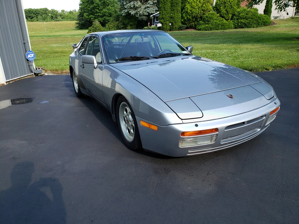 1986 Porsche 944 Turbo - Image 9 of 31