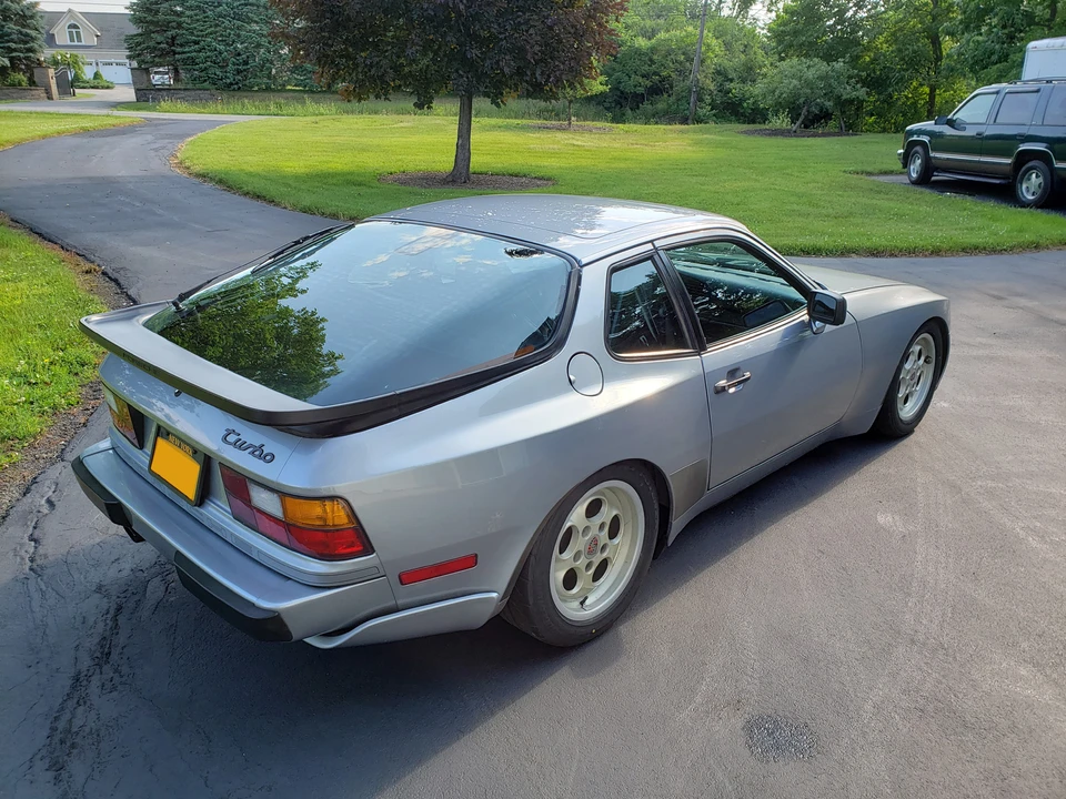 1986 Porsche 944 Turbo - Image 30 of 31