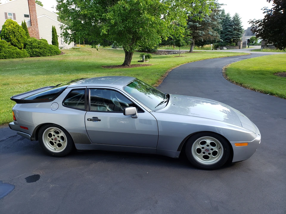 1986 Porsche 944 Turbo - Image 11 of 31