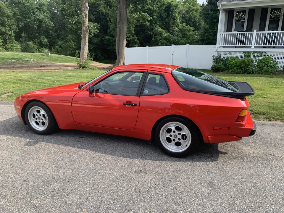 1986 Porsche 944 Turbo - Image 6 of 31