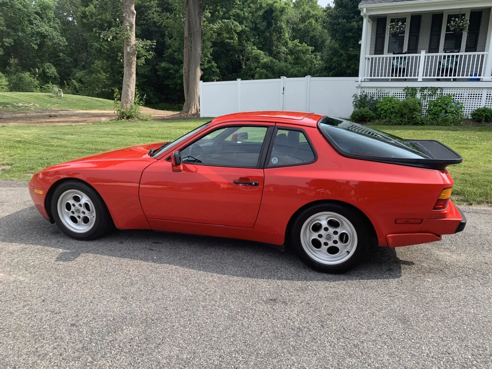 1986 Porsche 944 Turbo - Image 7 of 31
