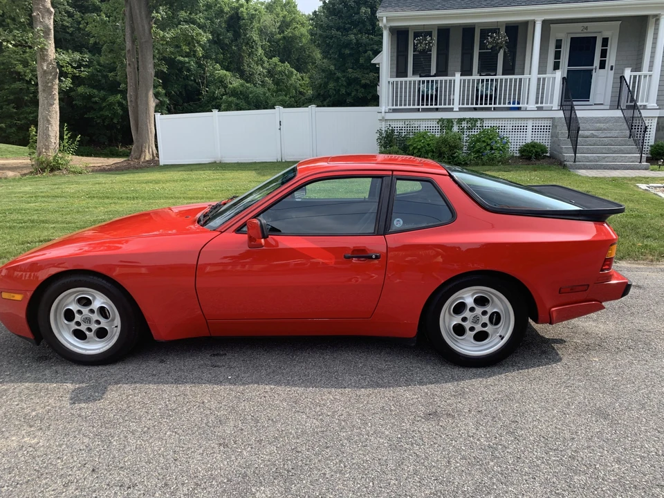 1986 Porsche 944 Turbo - Image 10 of 31