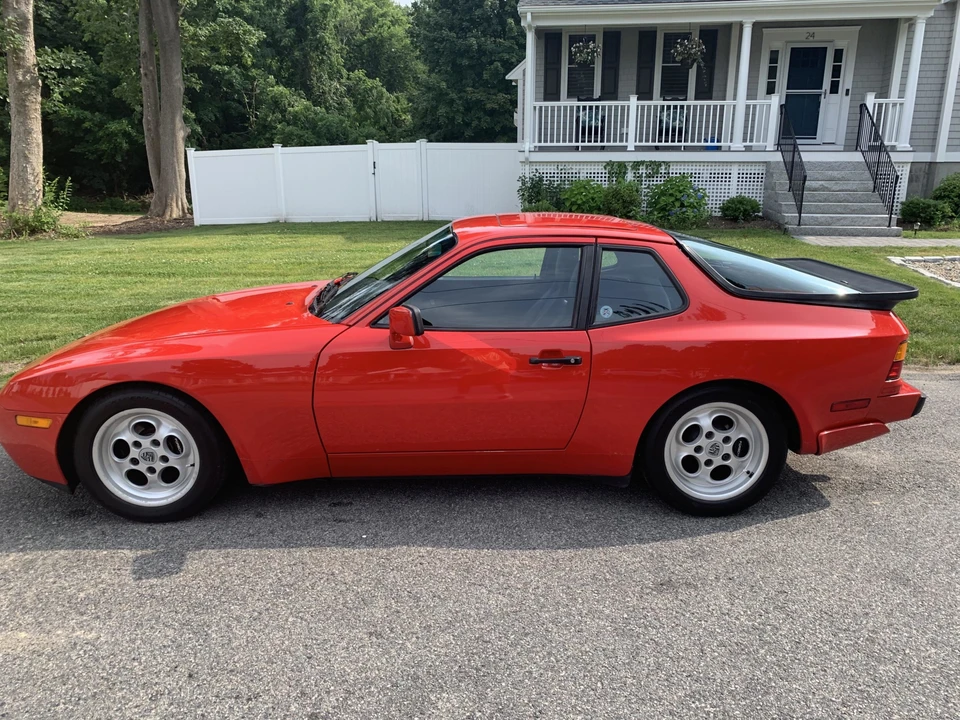 1986 Porsche 944 Turbo - Image 13 of 31
