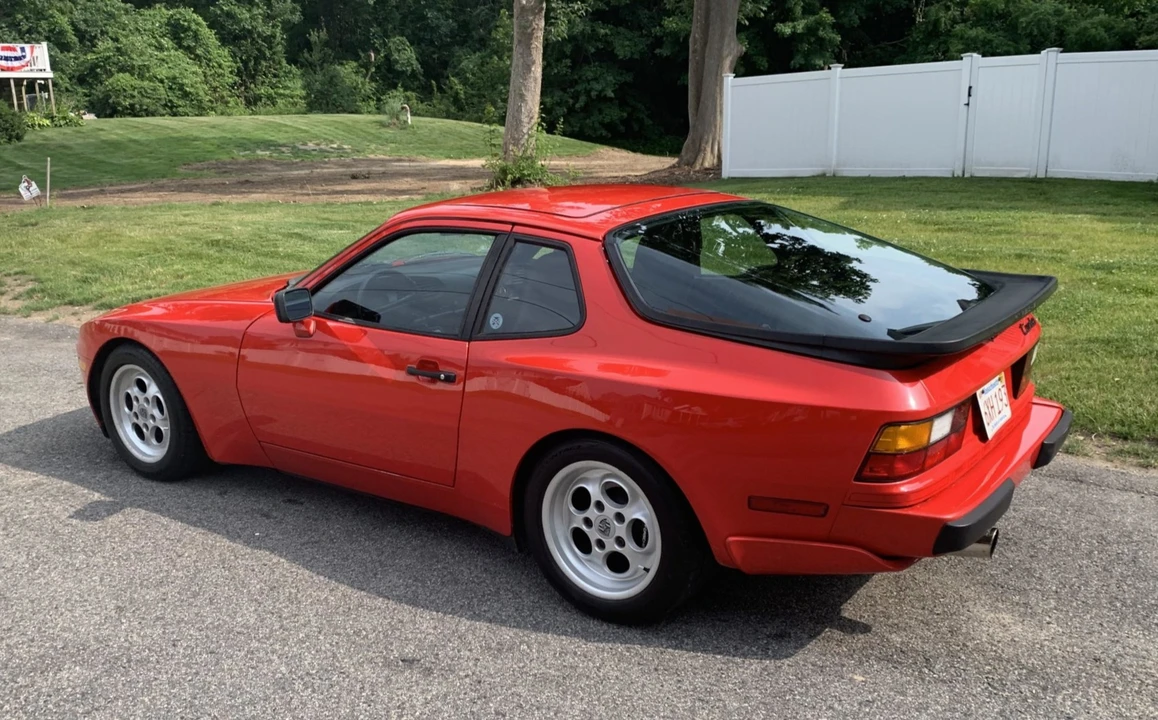 1986 Porsche 944 Turbo - Image 2 of 31