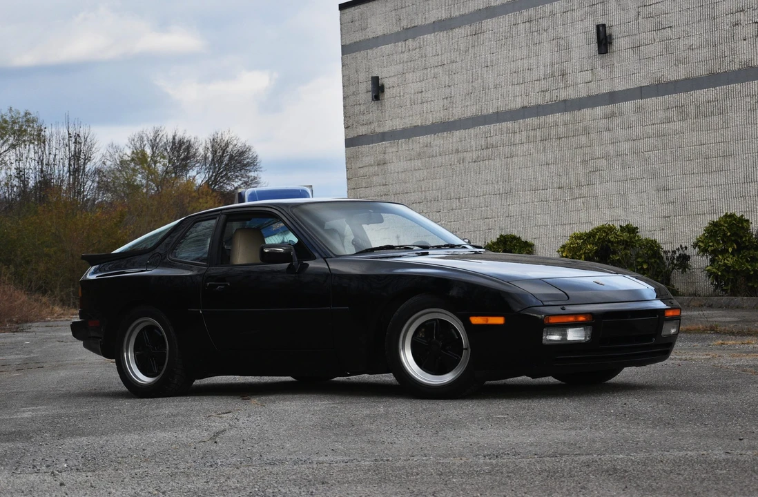 1986 Porsche 944 Turbo - Image 16 of 31