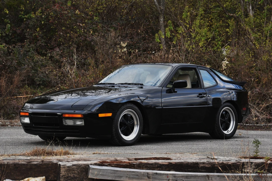 1986 Porsche 944 Turbo - Image 4 of 31
