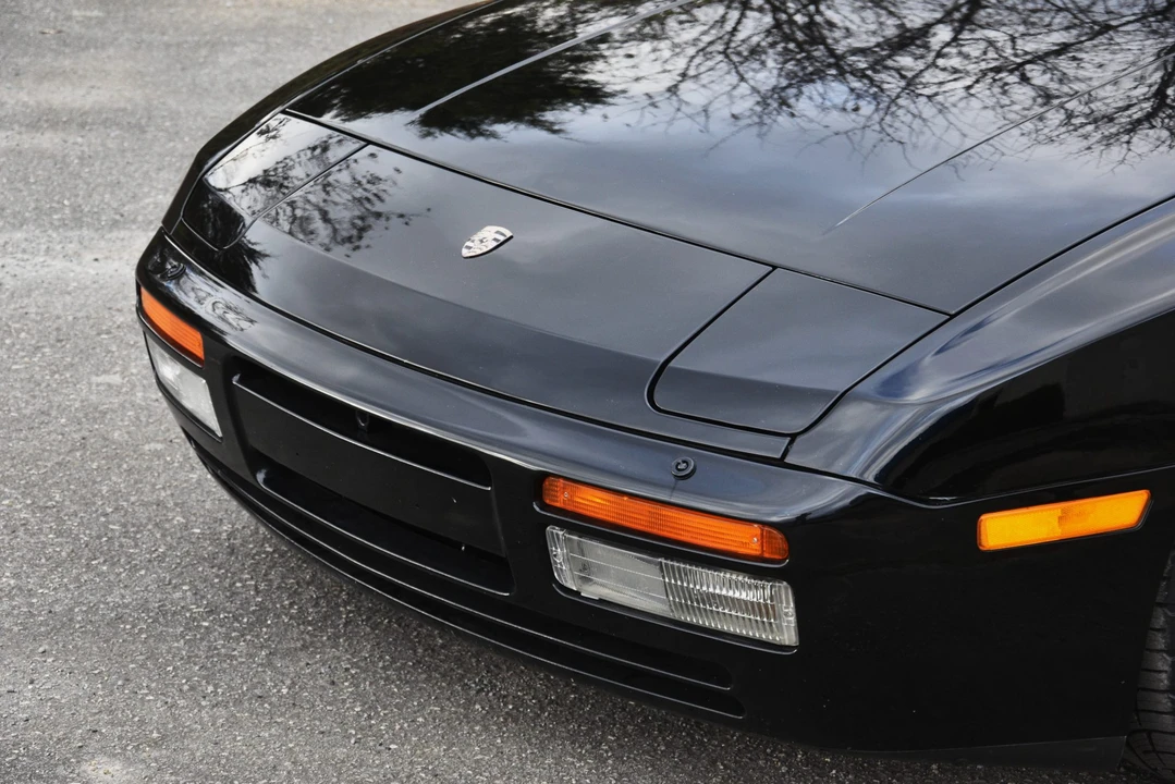 1986 Porsche 944 Turbo - Image 30 of 31