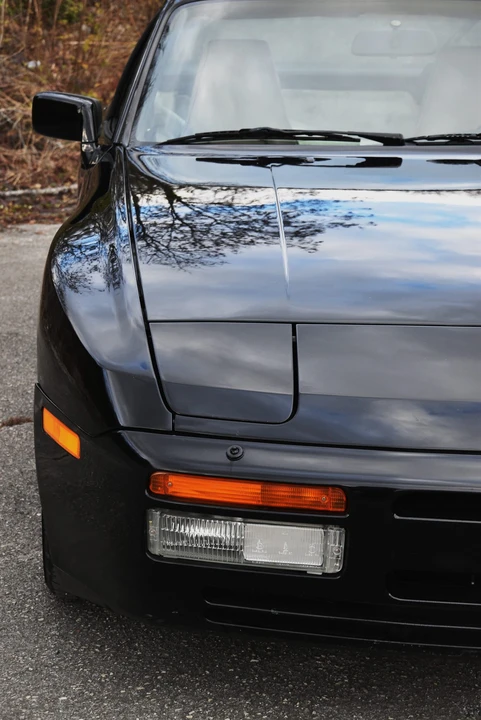 1986 Porsche 944 Turbo - Image 24 of 31