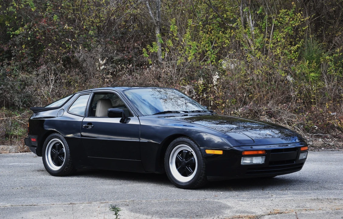 1986 Porsche 944 Turbo - Image 17 of 31