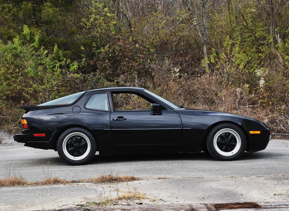 1986 Porsche 944 Turbo - Image 15 of 31
