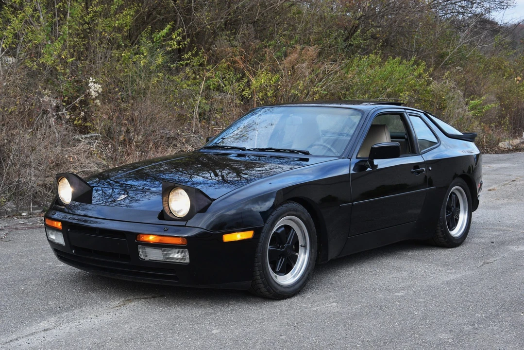 1986 Porsche 944 Turbo - Image 5 of 31