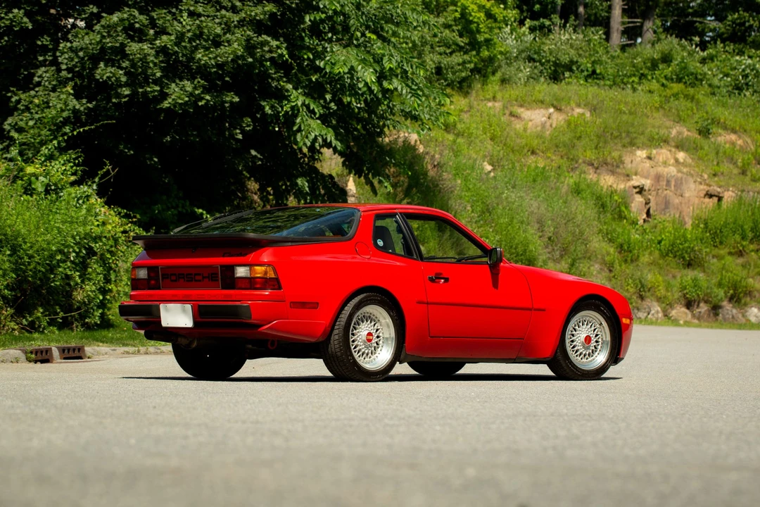 1986 Porsche 944 Turbo - Image 5 of 31