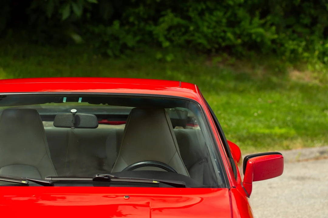 1986 Porsche 944 Turbo - Image 10 of 31