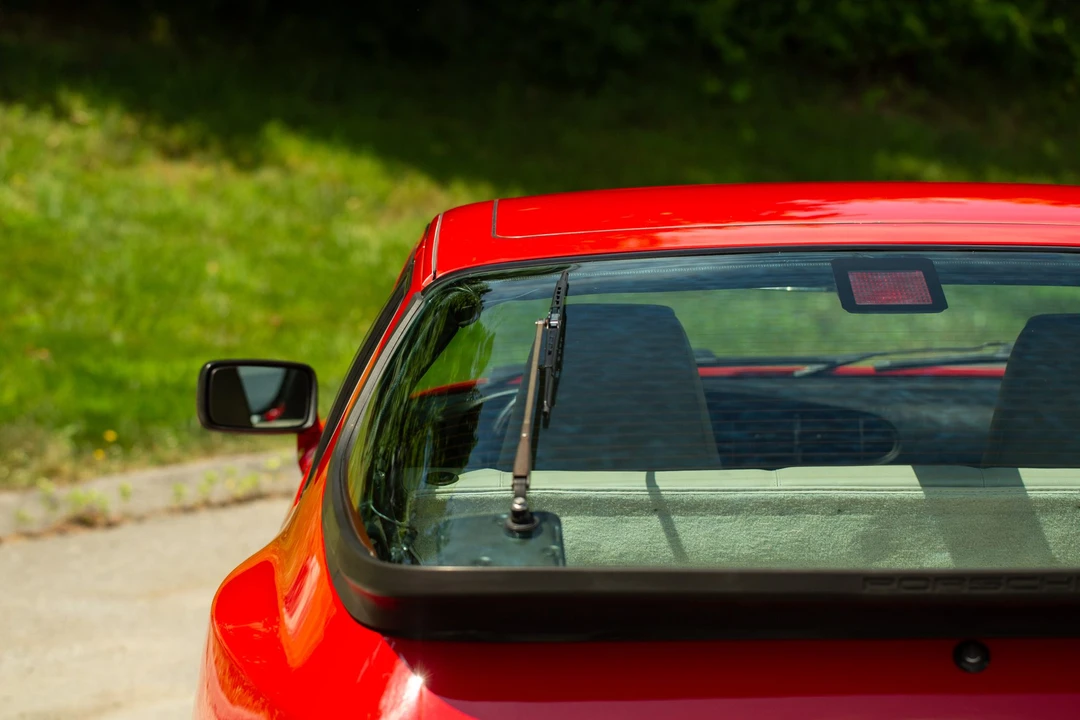 1986 Porsche 944 Turbo - Image 27 of 31