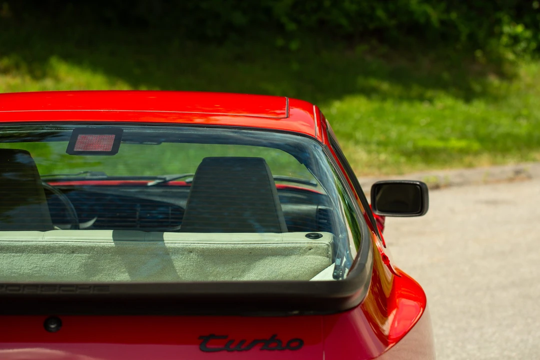 1986 Porsche 944 Turbo - Image 28 of 31