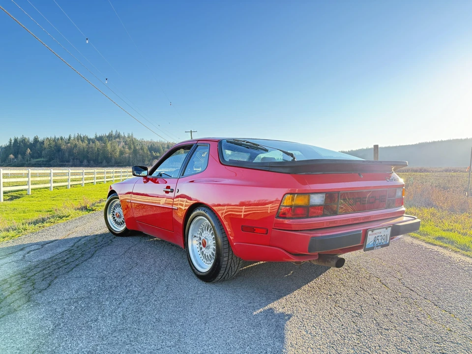 1986 Porsche 944 Turbo - Image 15 of 31