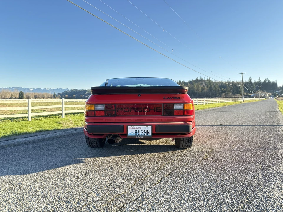 1986 Porsche 944 Turbo - Image 12 of 31