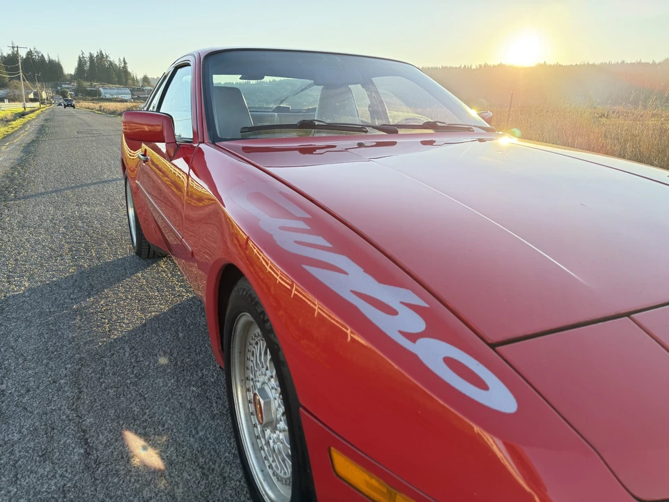 1986 Porsche 944 Turbo - Image 21 of 31