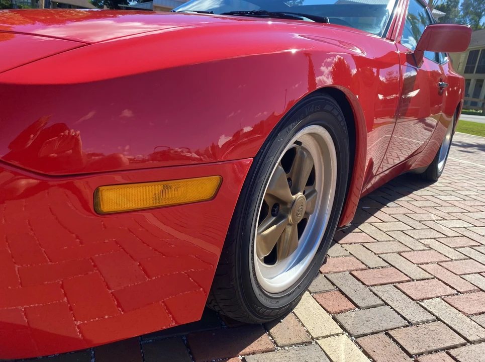 1986 Porsche 944 Turbo - Image 25 of 31
