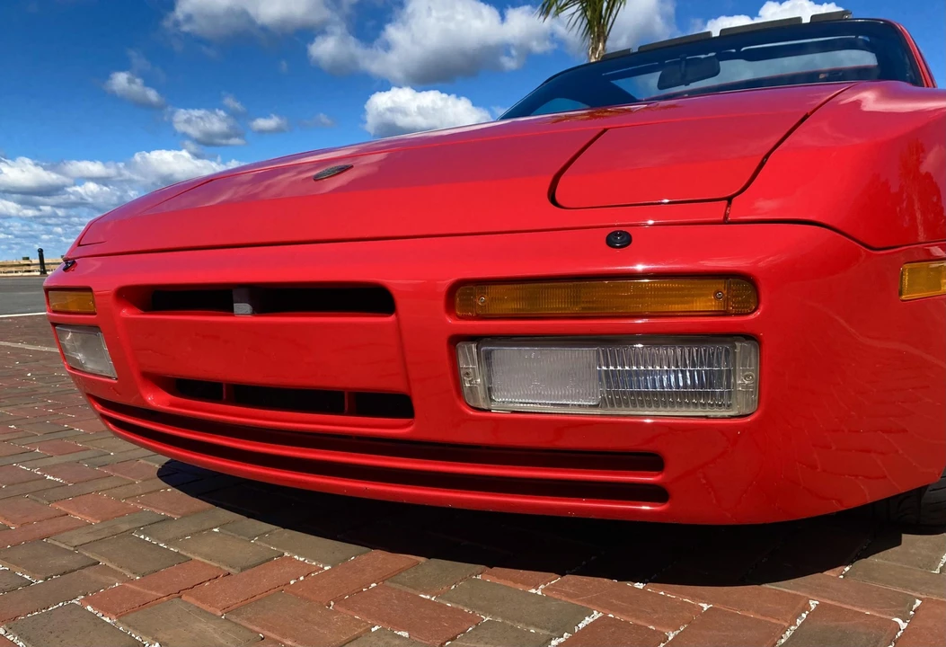 1986 Porsche 944 Turbo - Image 17 of 31