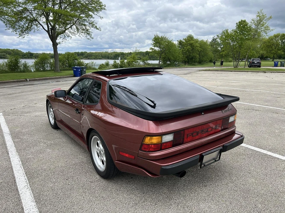 1986 Porsche 944 Turbo - Image 19 of 31
