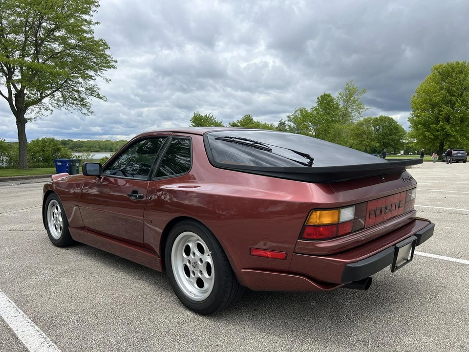 1986 Porsche 944 Turbo - Image 18 of 31