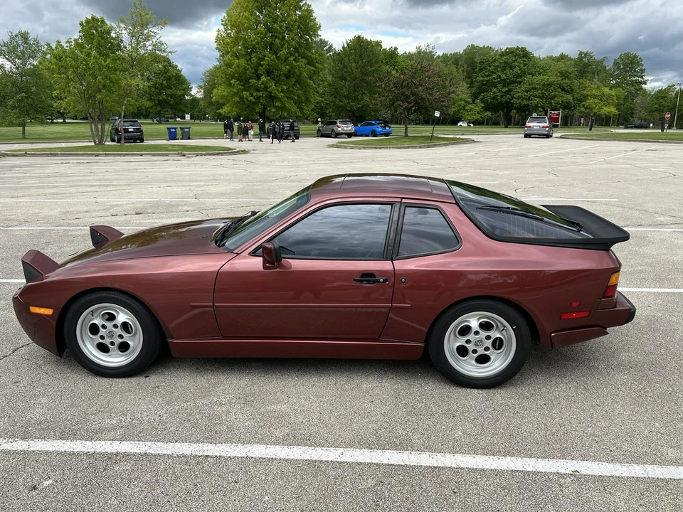 1986 Porsche 944 Turbo - Image 17 of 31