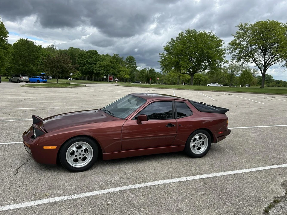 1986 Porsche 944 Turbo - Image 13 of 31