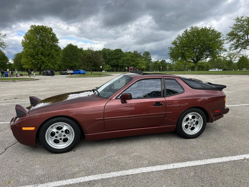 1986 Porsche 944 Turbo - Image 14 of 31