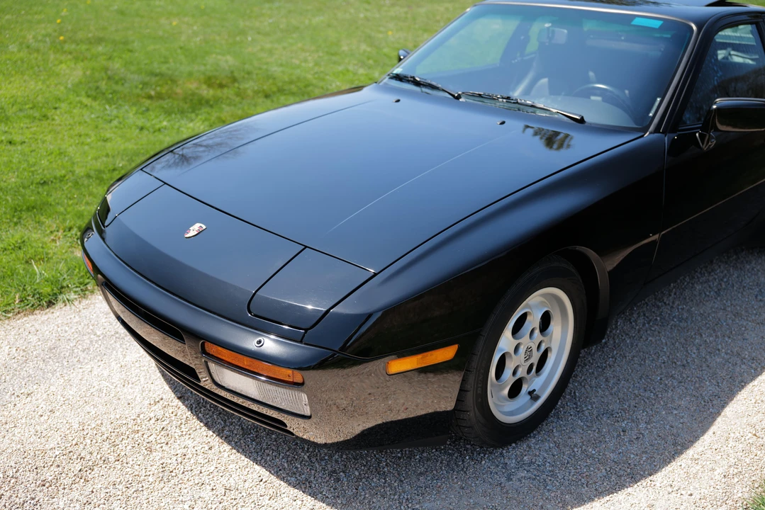 1986 Porsche 944 Turbo - Image 27 of 31