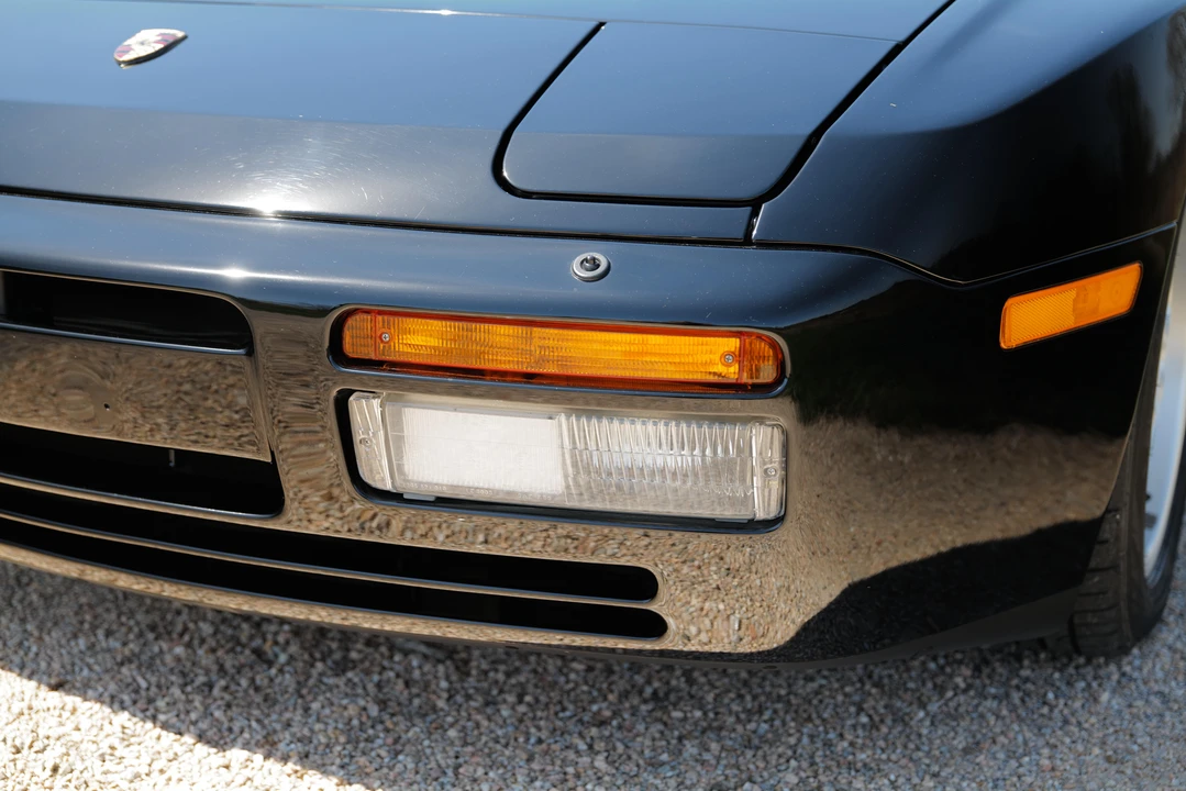 1986 Porsche 944 Turbo - Image 26 of 31