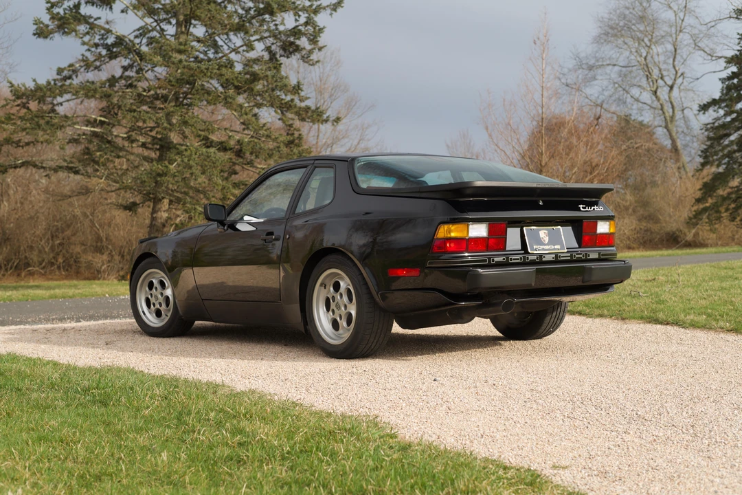 1986 Porsche 944 Turbo - Image 14 of 31