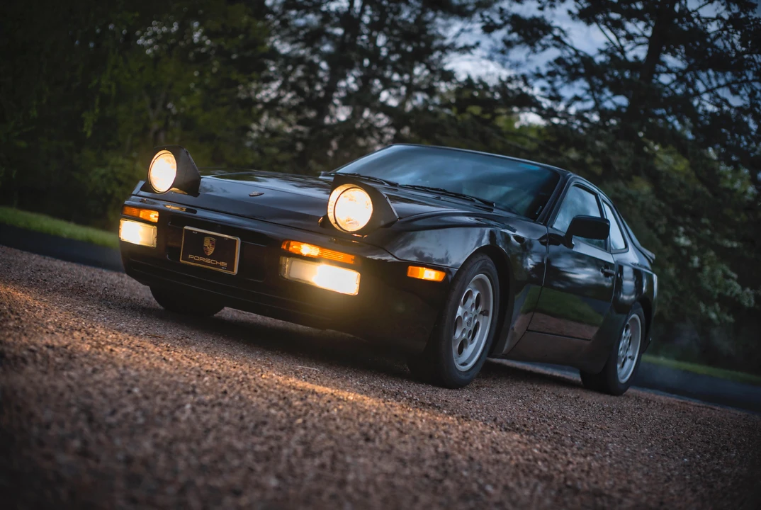 1986 Porsche 944 Turbo - Image 10 of 31