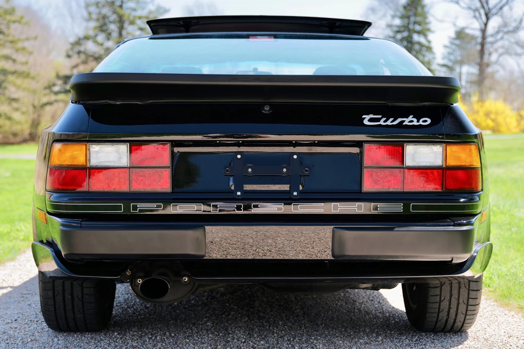 1986 Porsche 944 Turbo - Image 5 of 31